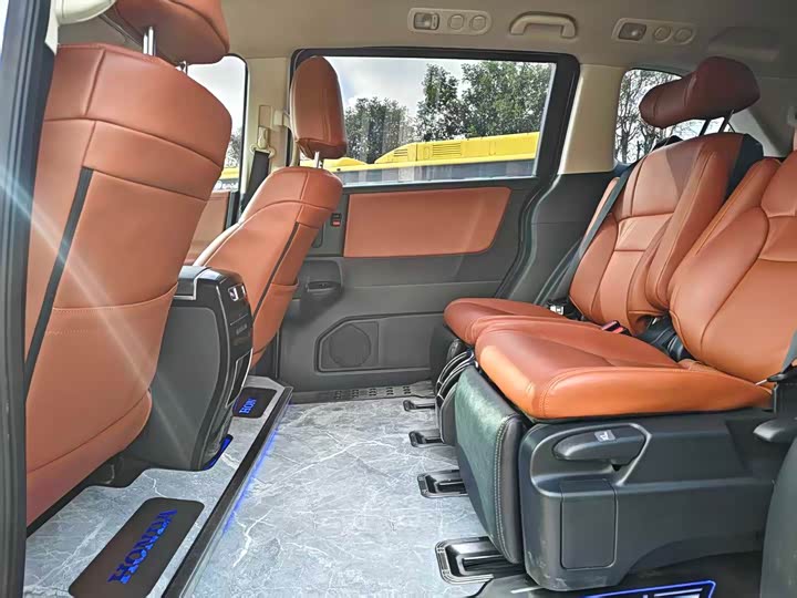 Фото 6 - Honda Odyssey