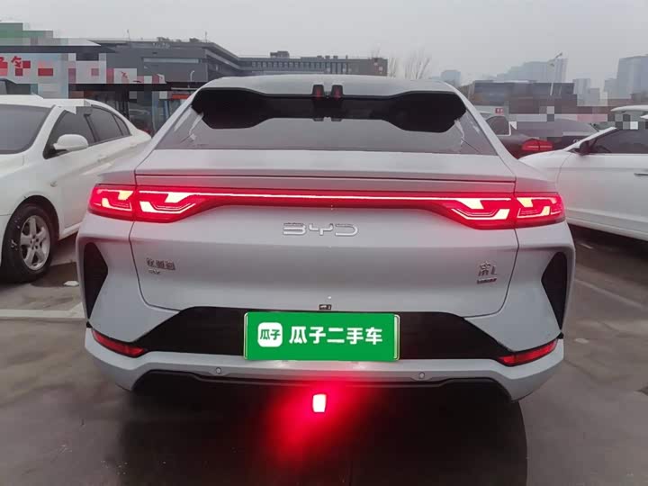 Фото 6 - BYD Song L