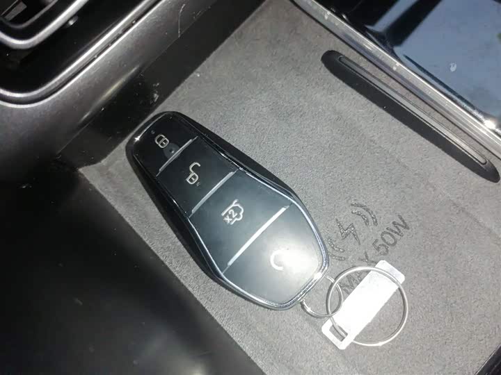 Фото 9 - BYD Song L