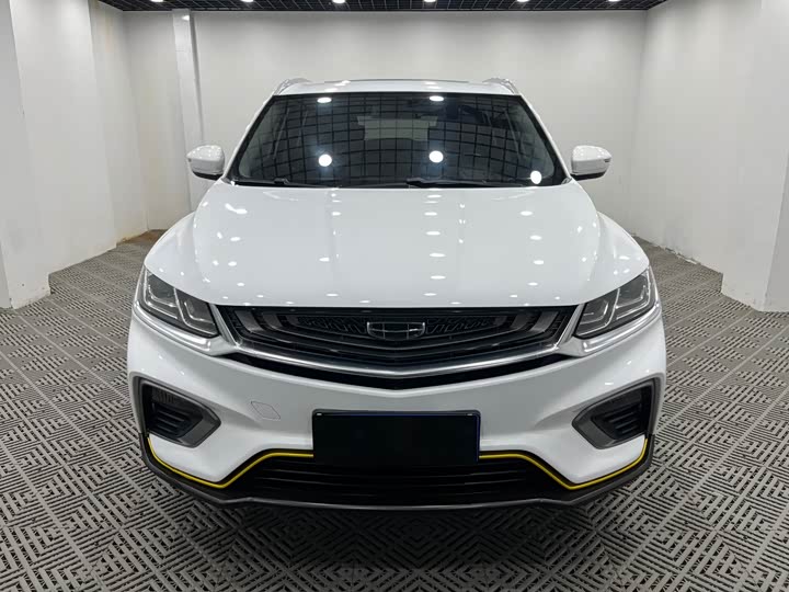 Фото 2 - Geely Coolray