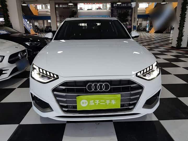 Фото 3 - Audi A4L