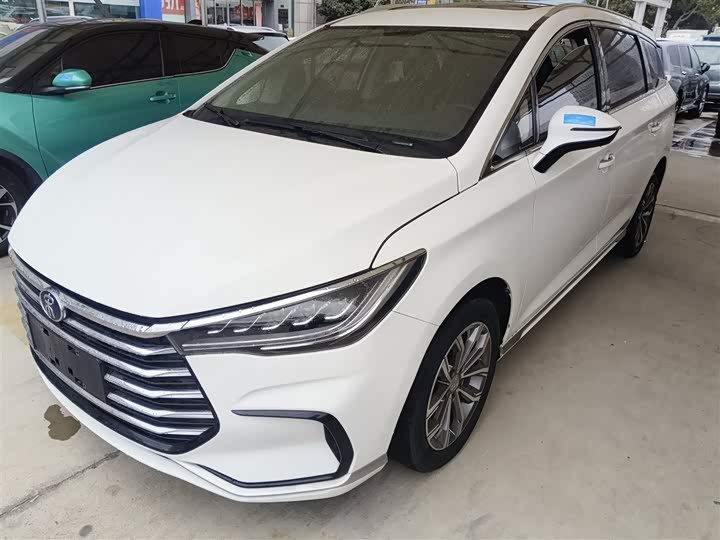 Фото 1 - BYD Song Max