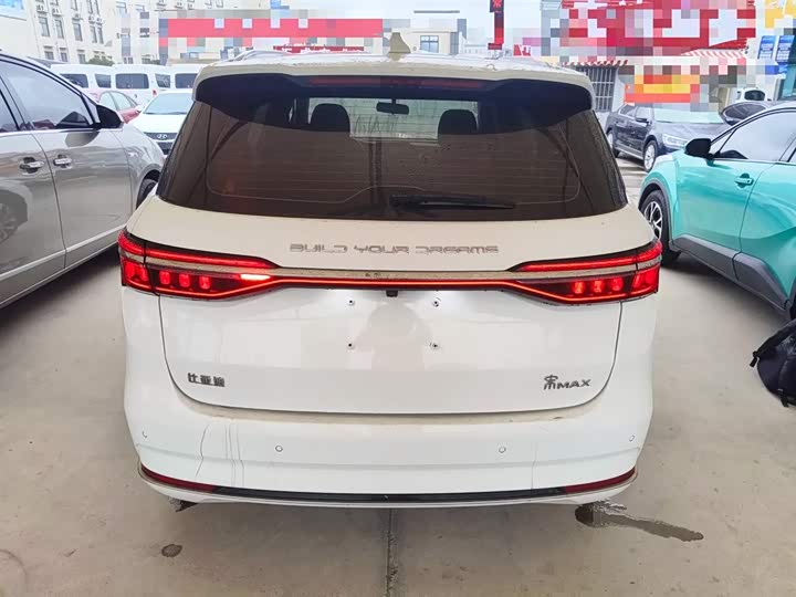 Фото 6 - BYD Song Max