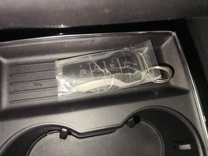 Фото 9 - BYD Song Max