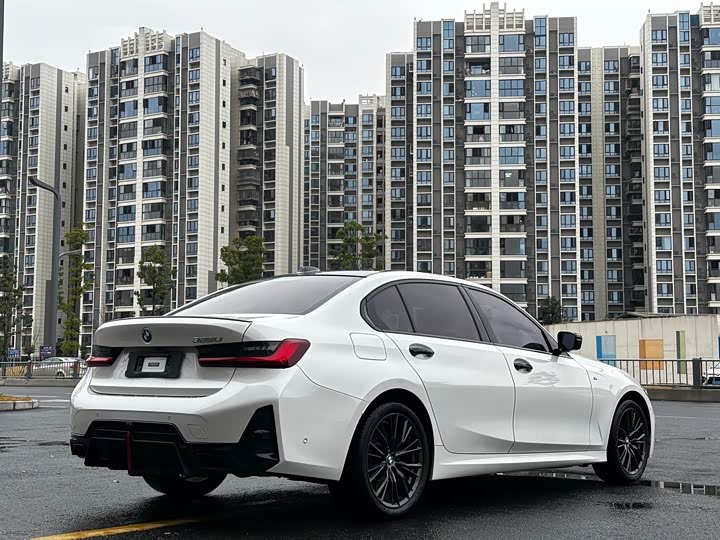 Фото 7 - BMW 3 Series