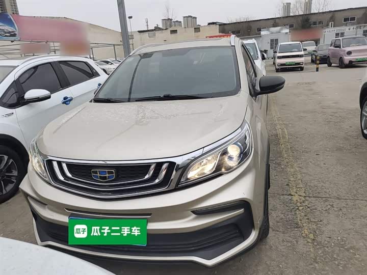 Фото 3 - Geely Vision X3