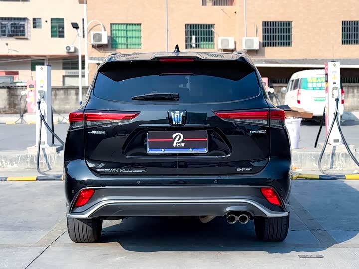 Фото 5 - Toyota Crown Kluger