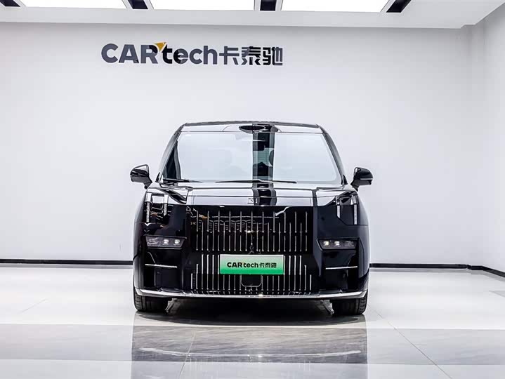 Фото 2 - Zeekr 009