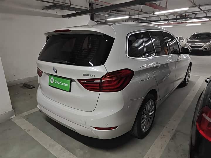 Фото 7 - BMW 2 Series Gran Tourer
