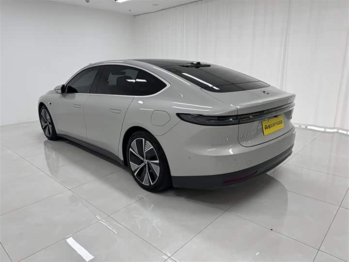 Фото 6 - Nio ET7