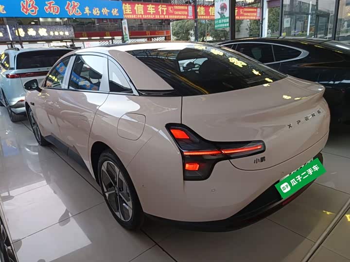Фото 5 - XPeng Mona M03