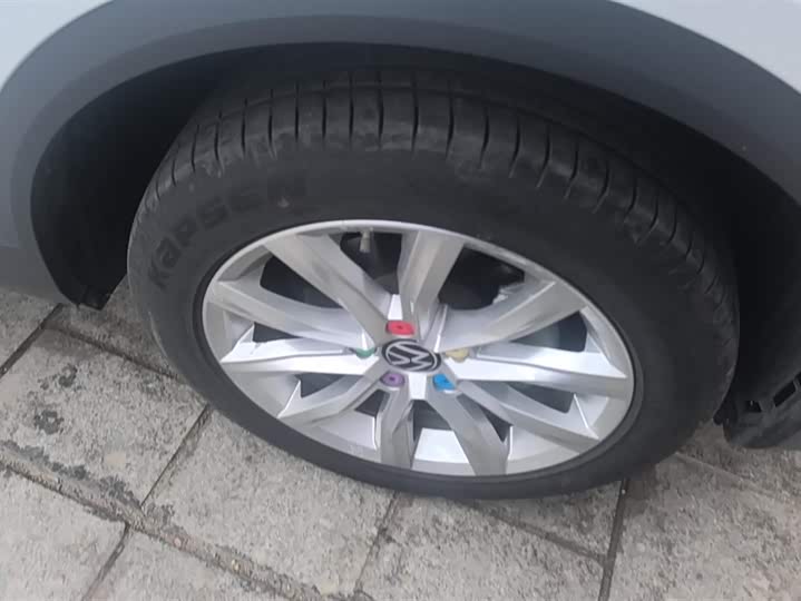 Фото 6 - Volkswagen T-Roc