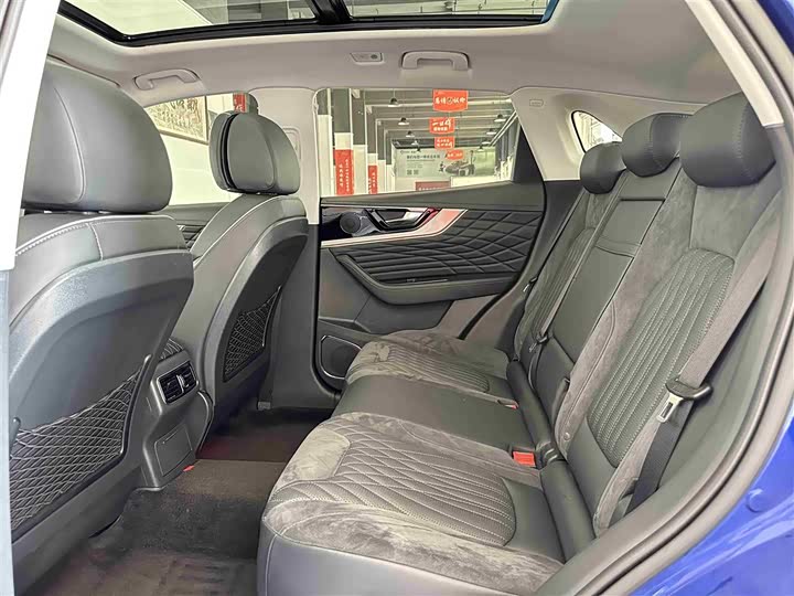 Фото 5 - Hongqi HS5