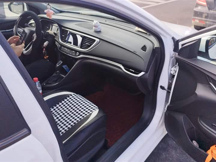 Фото 8 - Buick Excelle GT