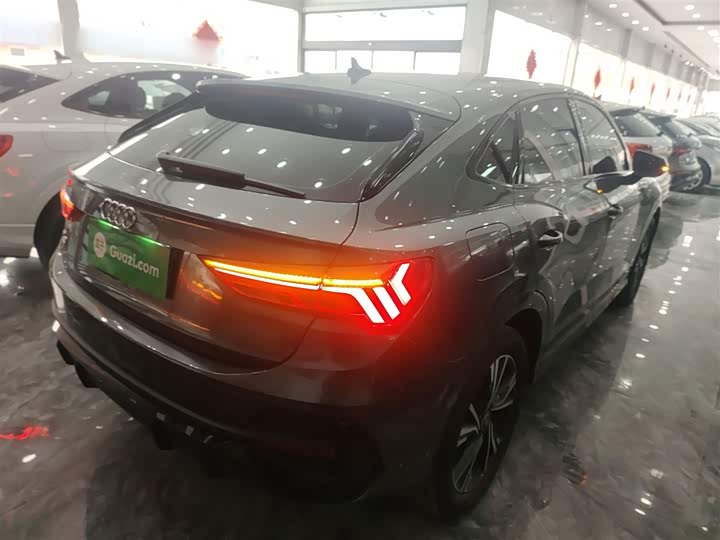 Фото 7 - Audi Q3 Sportback