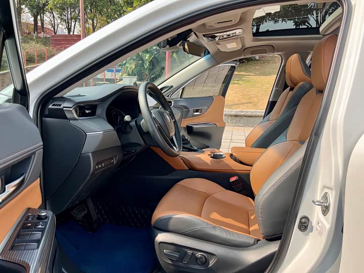 Фото 6 - Toyota Venza