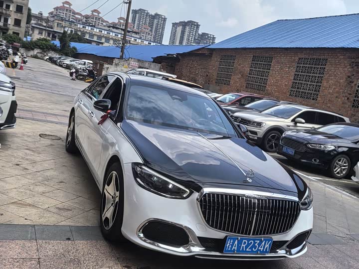 Фото 3 - Mercedes-Benz S-Class