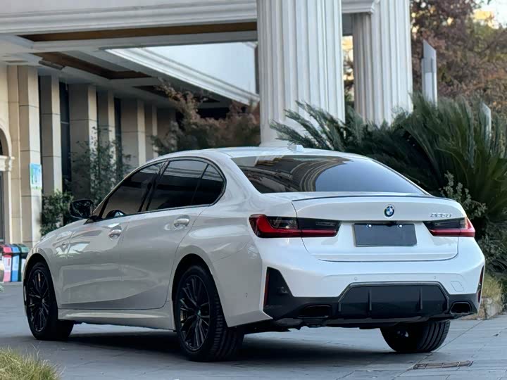 Фото 9 - BMW 3 Series