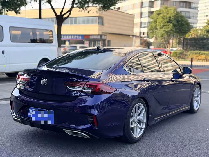 Фото 4 - Buick Regal