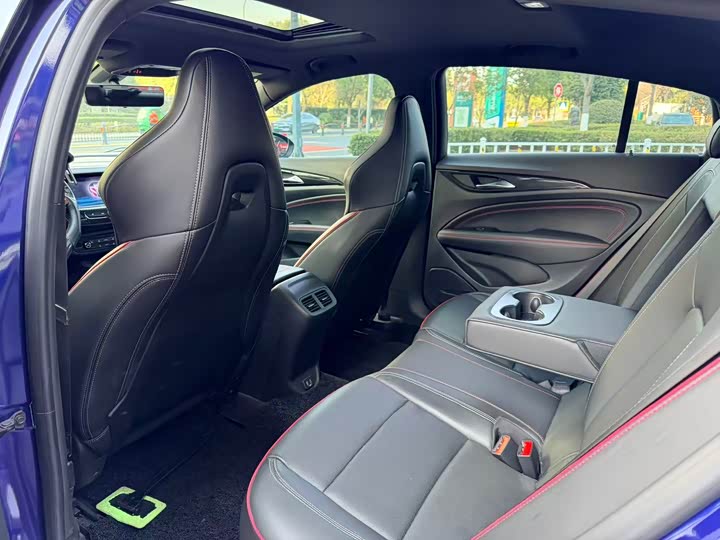 Фото 8 - Buick Regal