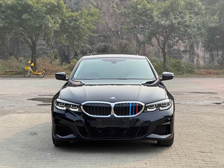 Фото 2 - BMW 3 Series