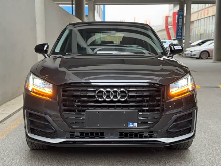 Фото 2 - Audi Q2L