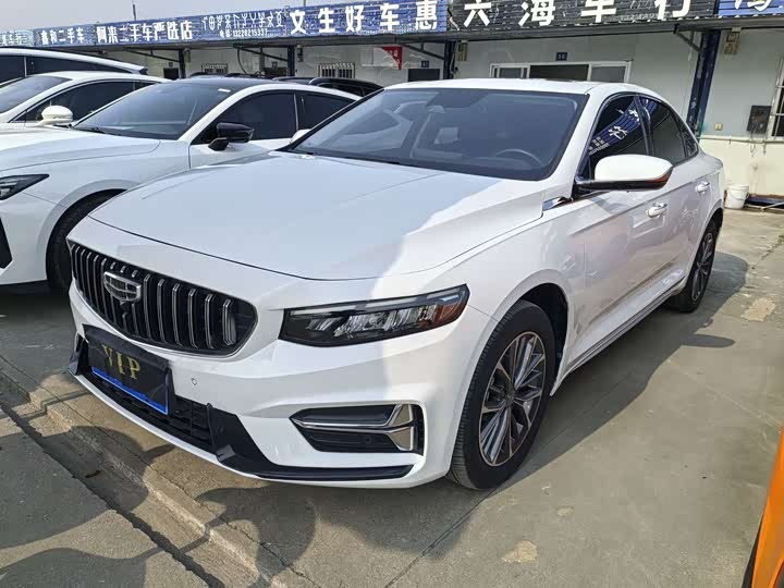 Фото 1 - Geely Preface