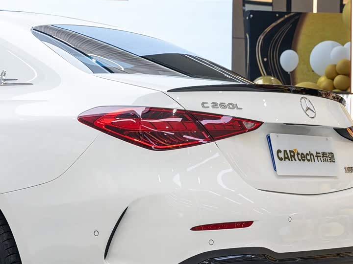 Фото 7 - Mercedes-Benz C-Class