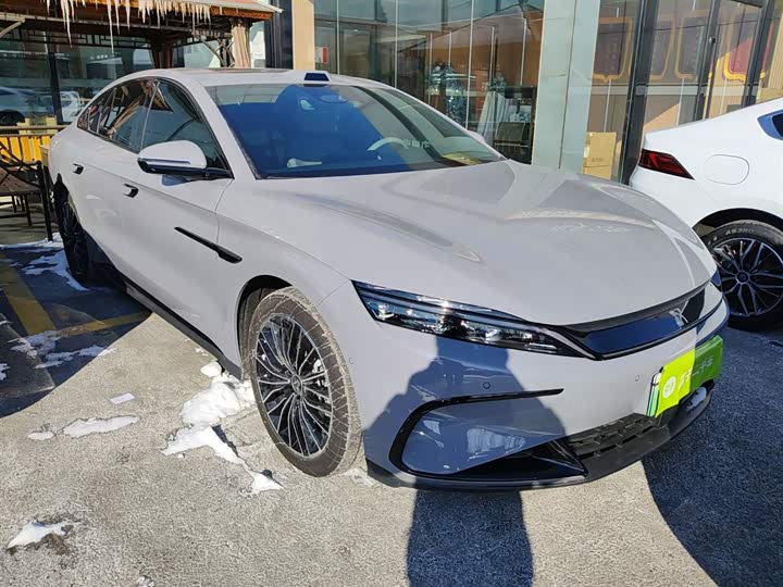 Фото 4 - BYD Han