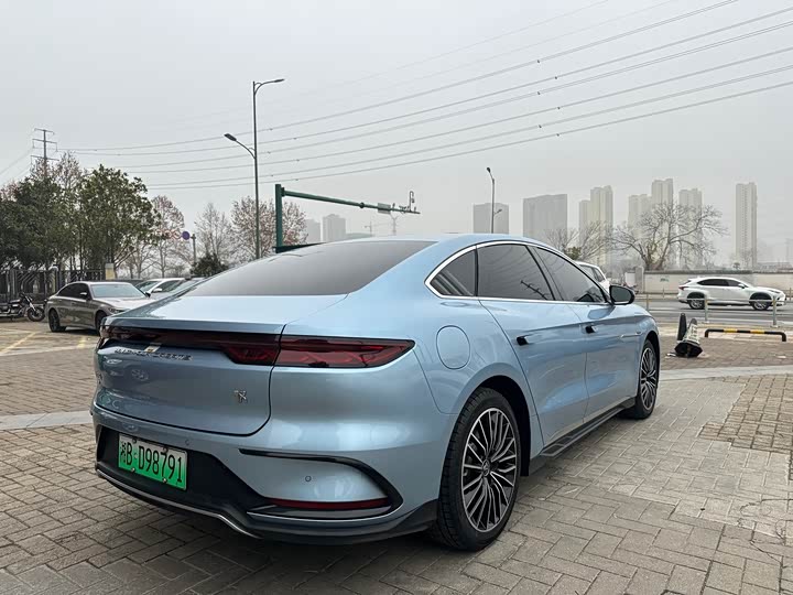 Фото 7 - BYD Han