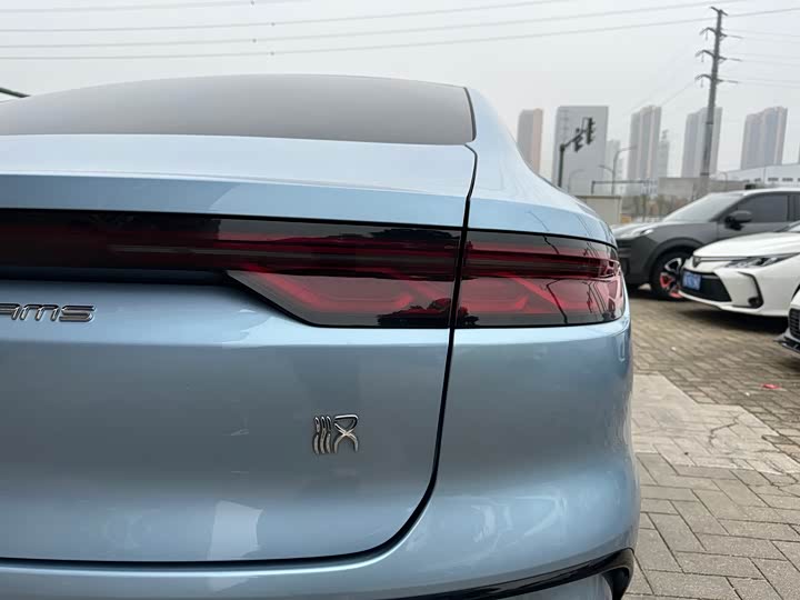 Фото 8 - BYD Han