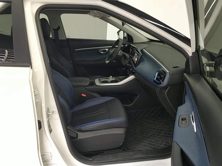 Фото 8 - GAC Trumpchi GS3