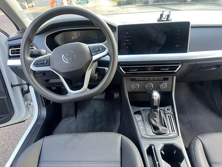 Фото 5 - Volkswagen Lavida