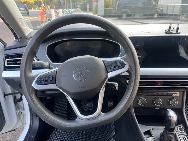 Фото 6 - Volkswagen Lavida