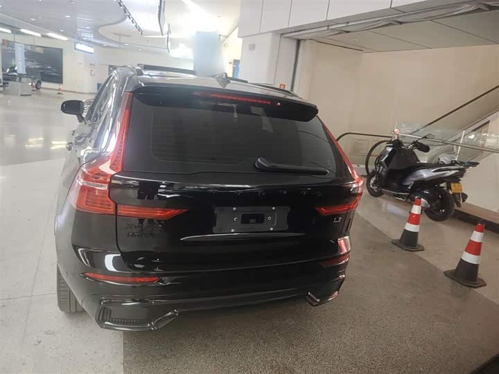 Фото 6 - Volvo XC60 Hybrid