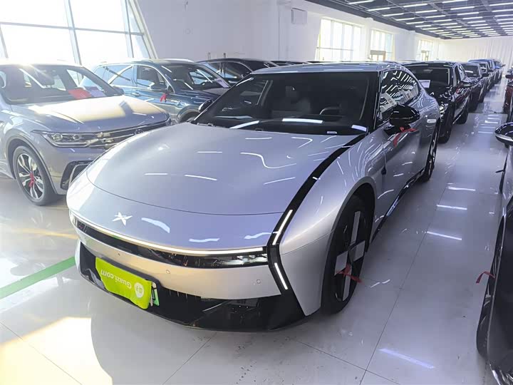 Фото 2 - XPeng P7