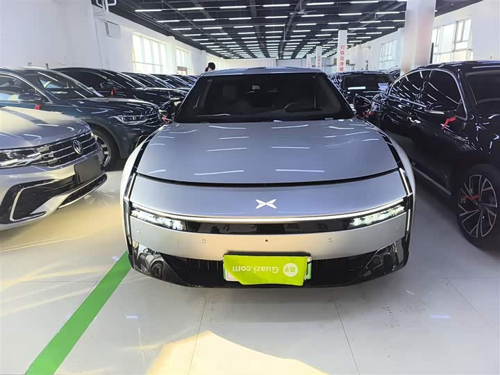 Фото 3 - XPeng P7