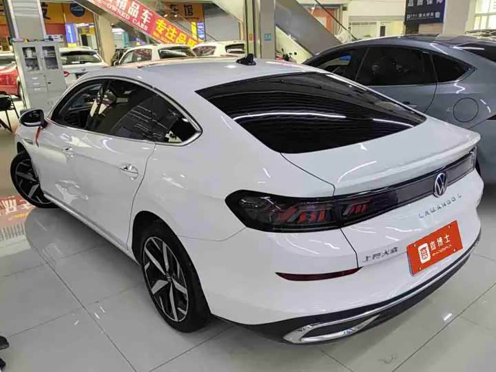 Фото 4 - Volkswagen Lamando L