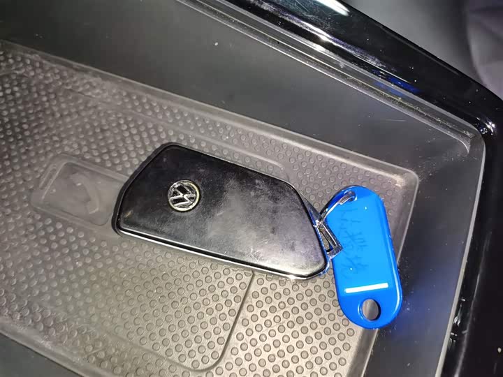 Фото 9 - Volkswagen Talagon