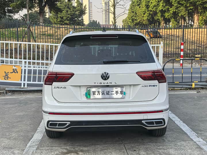 Фото 9 - Volkswagen Tiguan L Hybrid
