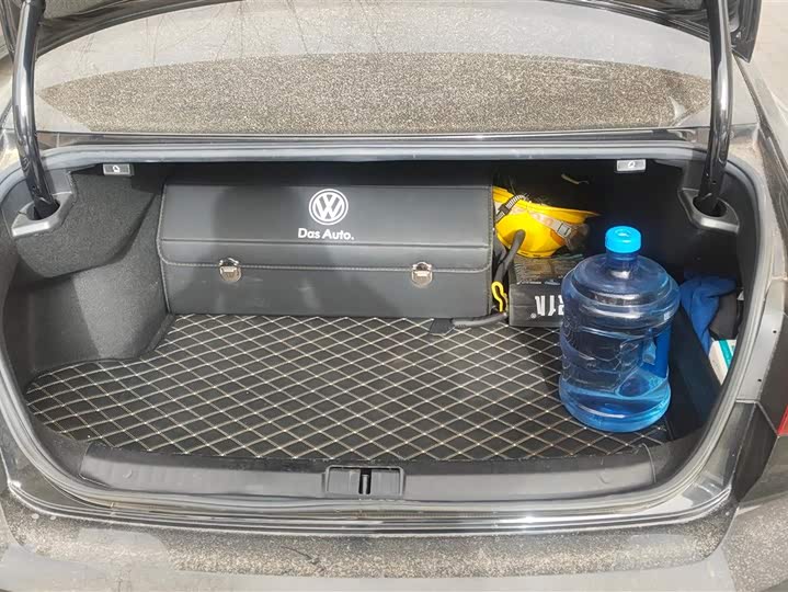 Фото 4 - Volkswagen Magotan