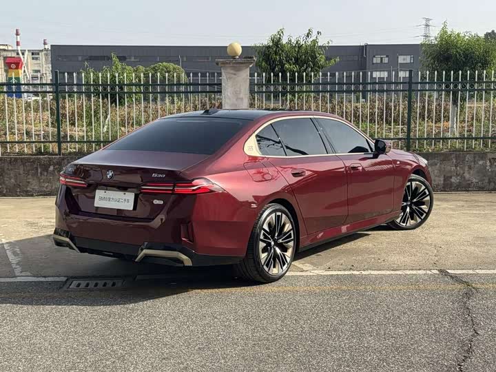 Фото 4 - BMW 5 Series