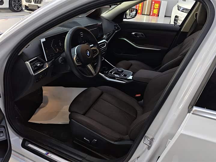 Фото 9 - BMW 3 Series