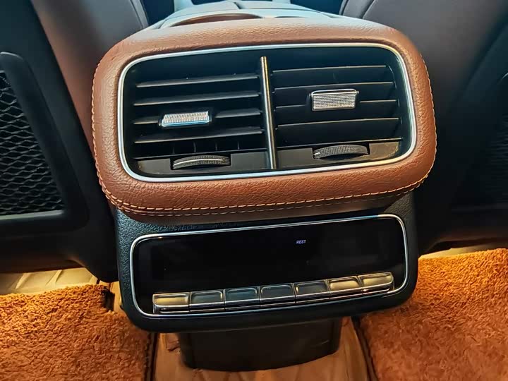 Фото 8 - Mercedes-Benz GLE-Class