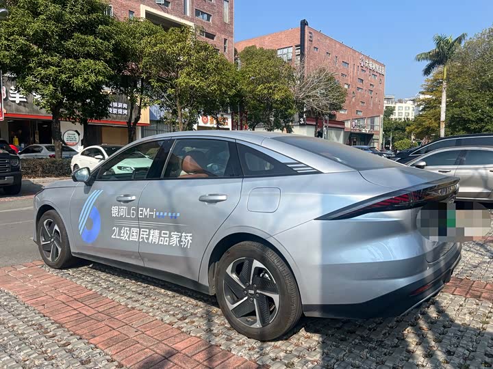 Фото 9 - Geely Galaxy L6