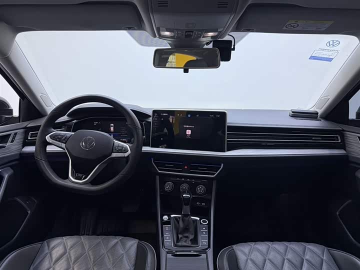 Фото 5 - Volkswagen Sagitar L