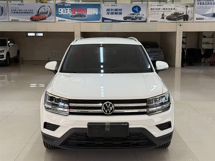 Фото 2 - Volkswagen Tharu