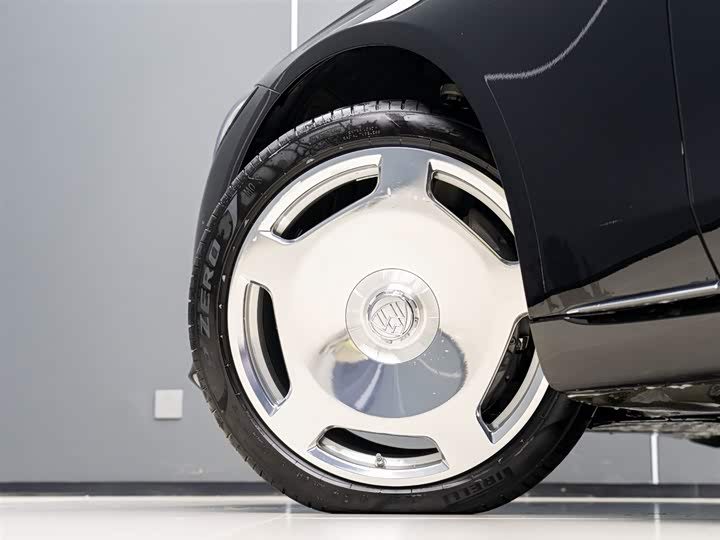 Фото 6 - Mercedes-Benz Maybach S-Class