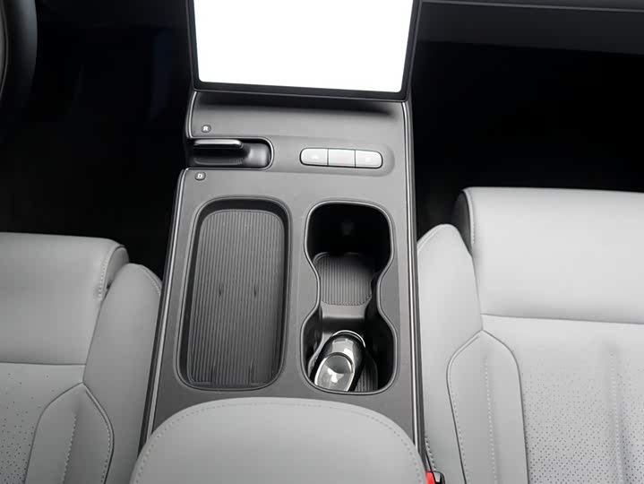 Фото 7 - Nio ET5