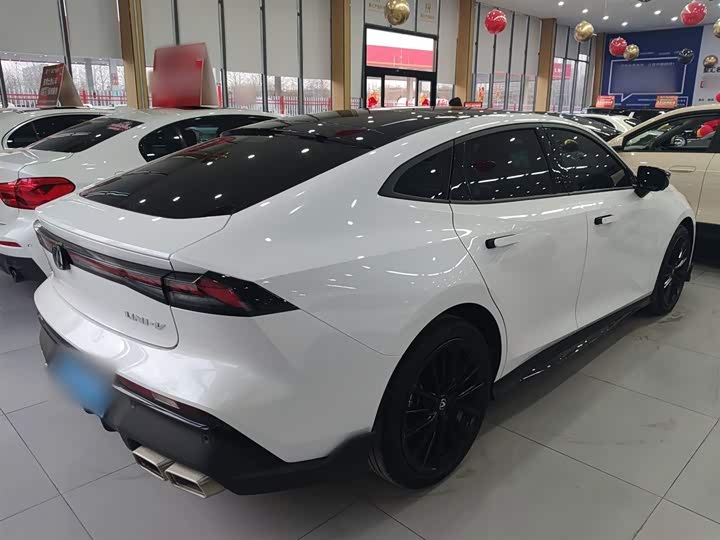 Фото 7 - Changan UNI-V